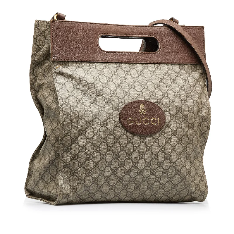 Ladies Gucci handbags with a detachable coin purse insideGucci GG Supreme Neo Vintage Soft Tote (SHG-q77zkE)