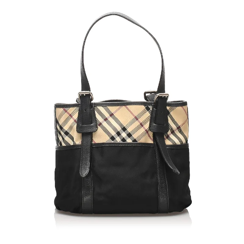 Versatile Burberry Convertible Bags for Multiple StylesBurberry Nova Check Nylon Shoulder Bag (SHG-10961)