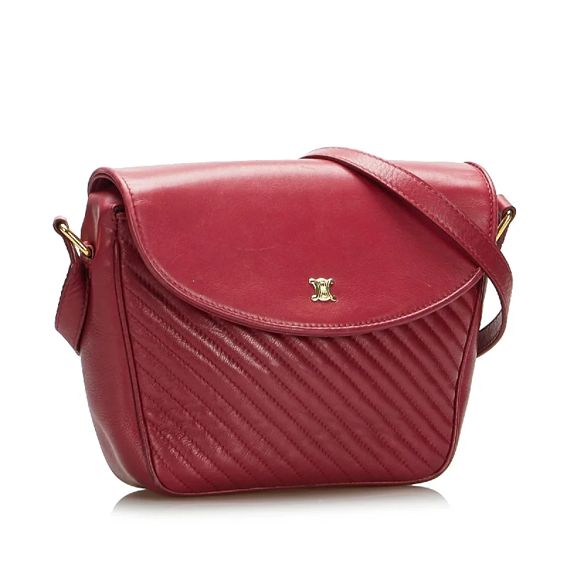 Stylish Celine Crossbody Bags for Every Day ErrandsCeline Triomphe Crossbody (SHG-MP4G2Y)