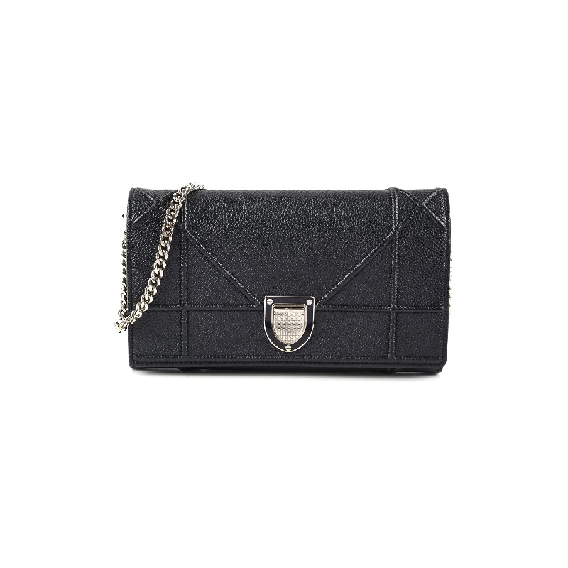 Christian Dior handbags with a removable shoulder strap for versatilityDior Diorama Calfskin Wallet On Chain Woc Black