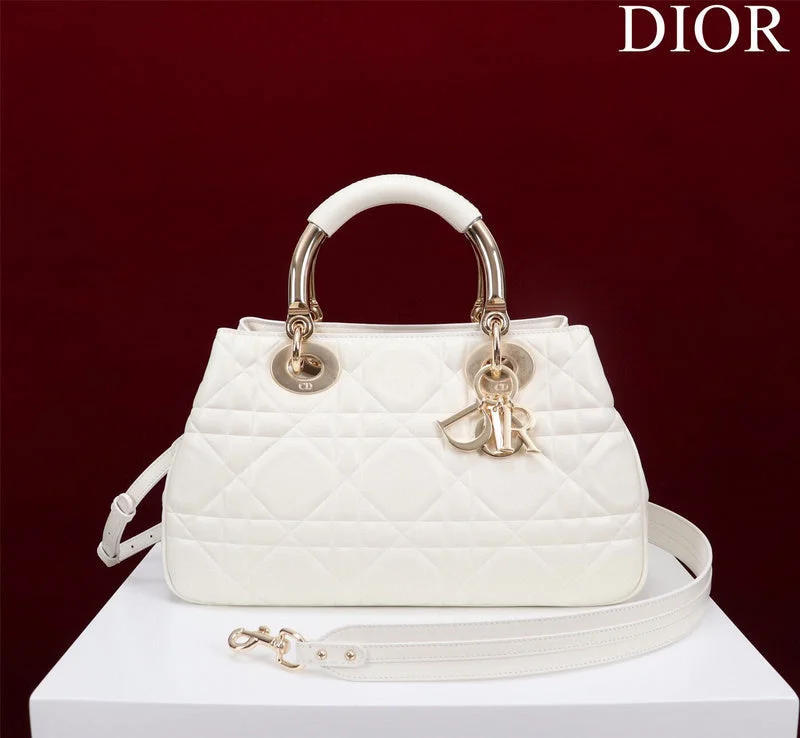 Stylish Christian Dior shoulder bags with a tassel - adorned zipperBC - Dior Bags - 1438