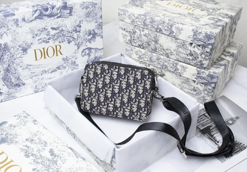 Christian Dior bags with a quilted pattern and gold - toned hardwareGlitzyBags - Designer bags by Dior 096