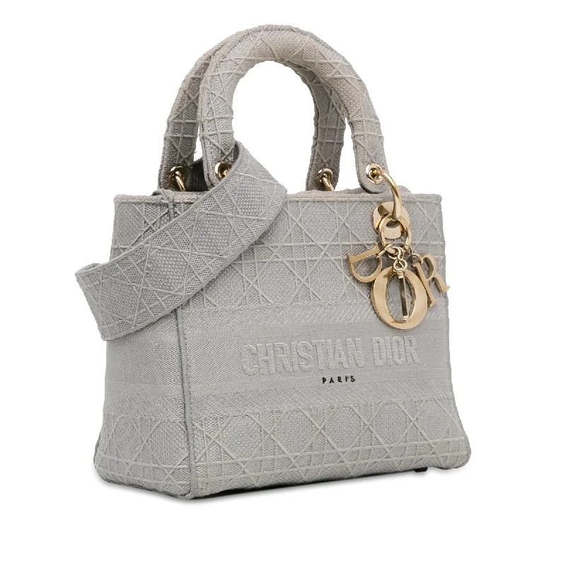 Christian Dior handbags with a detachable mirror for on - the - go touch - upsDior Medium Cannage Lady D-Lite (VOobNy)