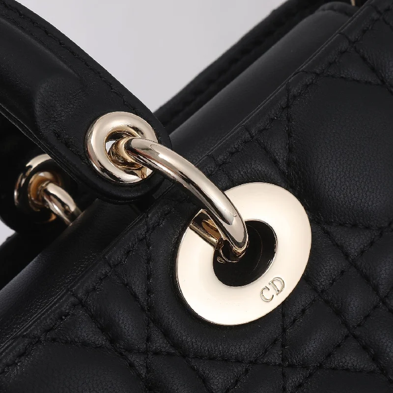 Christian Dior handbags with a detachable mirror for on - the - go touch - upsWF - Dior Bag - 341